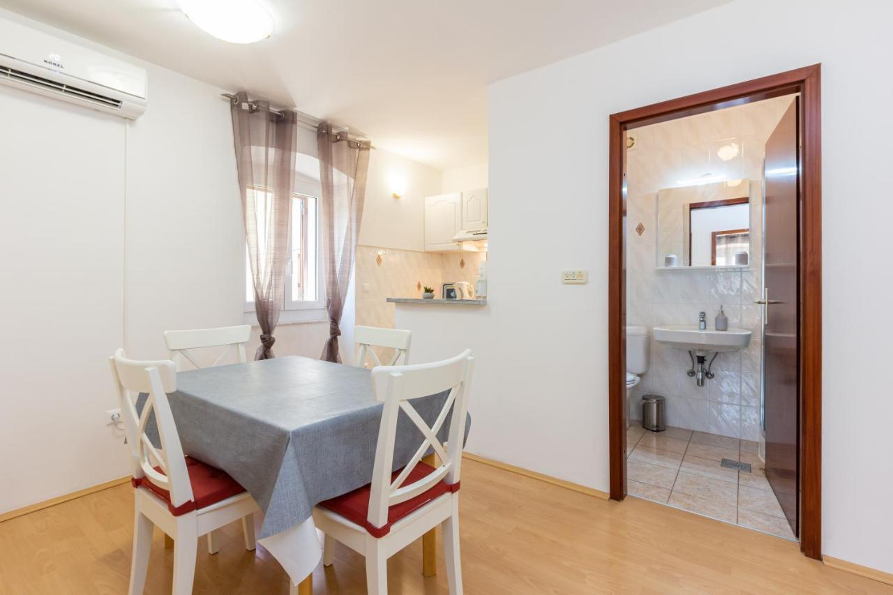 Apartments Marin With Sea View Baška Exteriér fotografie